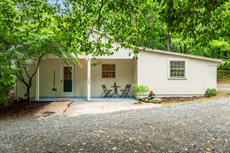 1085 Bynum Rd, Pittsboro, NC 27312