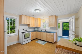 1085 Bynum Rd, Pittsboro, NC 27312