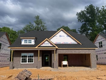 1085 Fairhaven Dr, Mebane, NC 27302