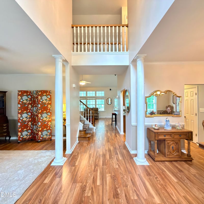 1086 Mosstree Dr, Apex, NC 27502