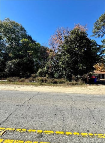 1086 Strickland Bridge Rd, Fayetteville, NC 28304