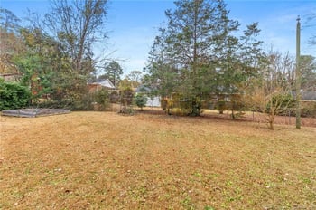 1087 Torrey Dr, Fayetteville, NC 28301