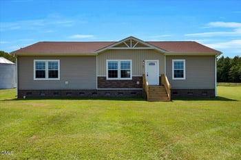 1088 Stewart Rd, Four Oaks, NC 27524