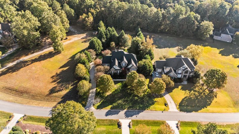 1088 Tacketts Pond Dr, Raleigh, NC 27614
