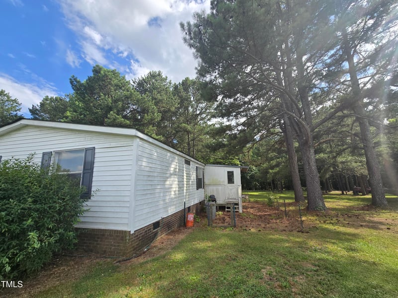 10889 Nc 222 , Middlesex, NC 27557