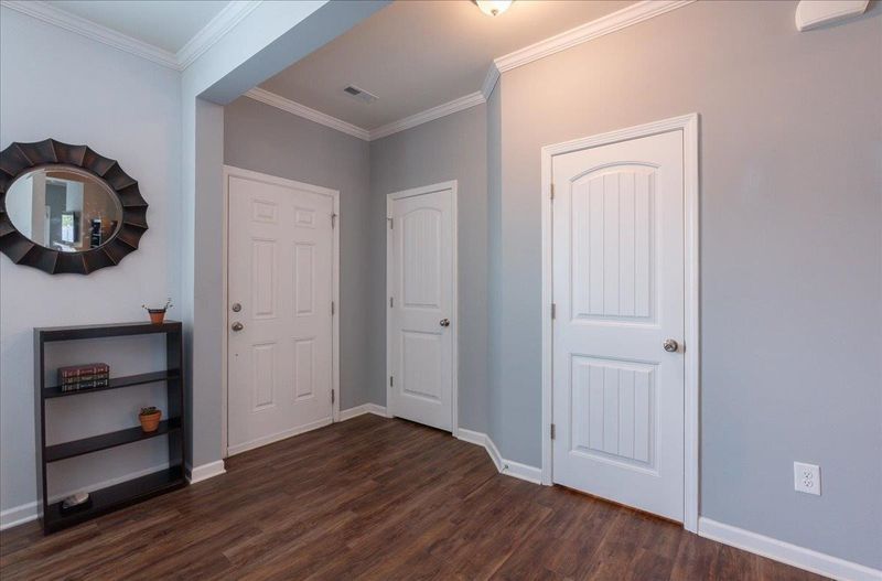 1089 Kenross Dr, Burlington, NC 27215
