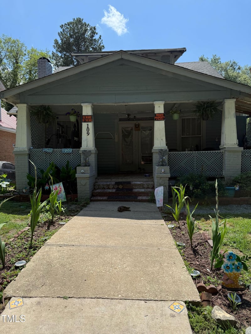 109 2nd St, Sanford, NC 27330