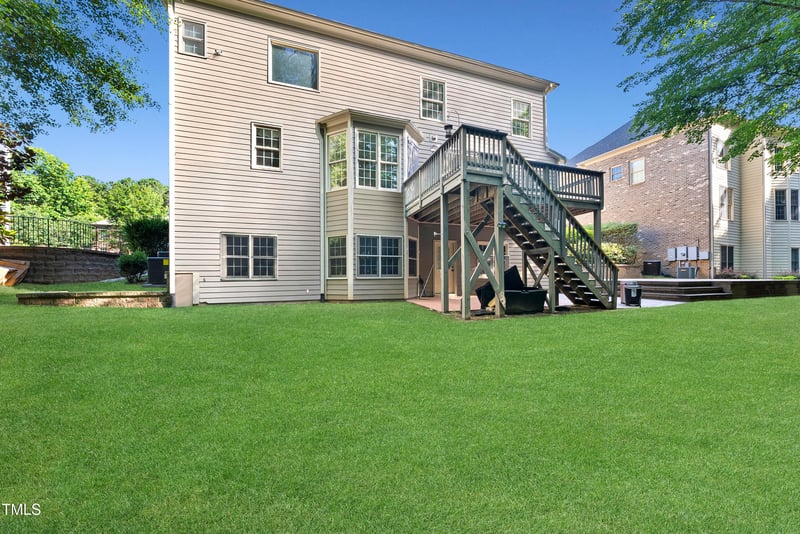 109 Aspenridge Dr, Holly Springs, NC 27540