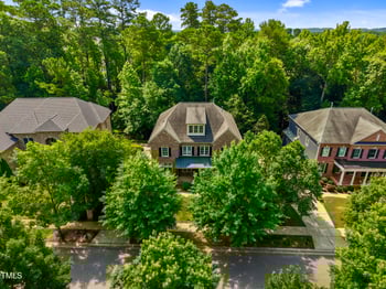 109 Aspenridge Dr, Holly Springs, NC 27540