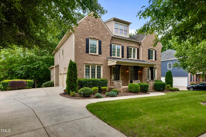 109 Aspenridge Dr, Holly Springs, NC 27540
