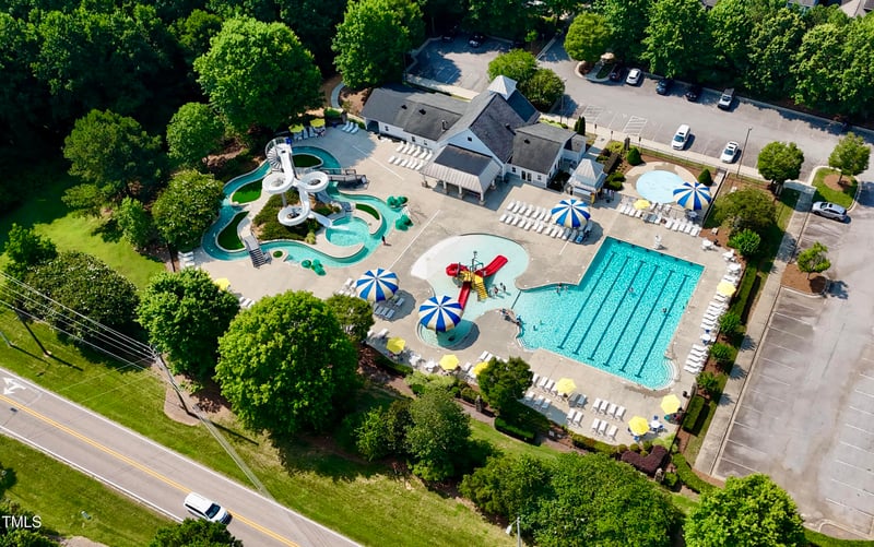 109 Aspenridge Dr, Holly Springs, NC 27540