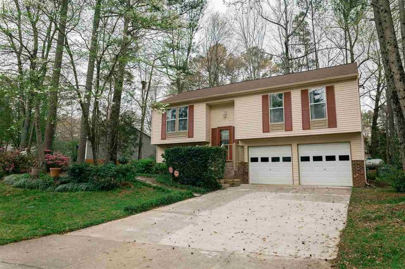 109 N Atley Ln, Cary, NC 27513