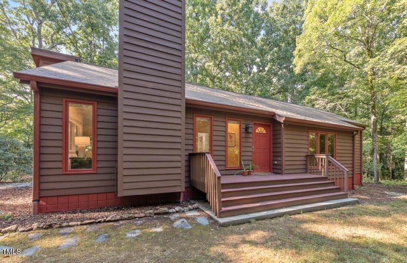 109 Autumn Ln, Chapel Hill, NC 27516