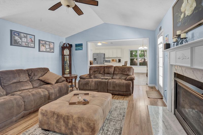 109 Barley Mill Rd, Holly Springs, NC 27540