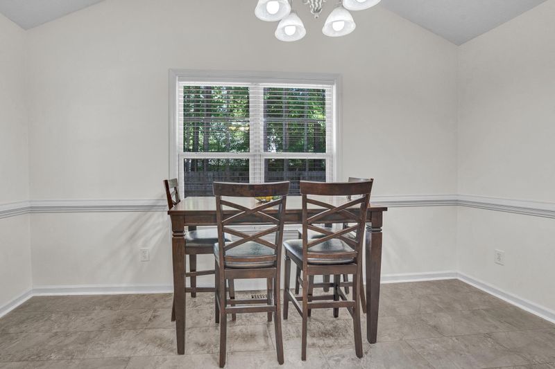 109 Barley Mill Rd, Holly Springs, NC 27540