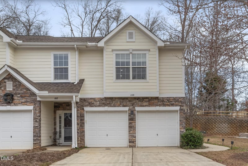 109 Bartlett Cir, Hillsborough, NC 27278