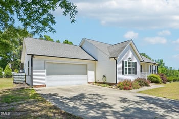 109 Big Branch Ct, Zebulon, NC 27597