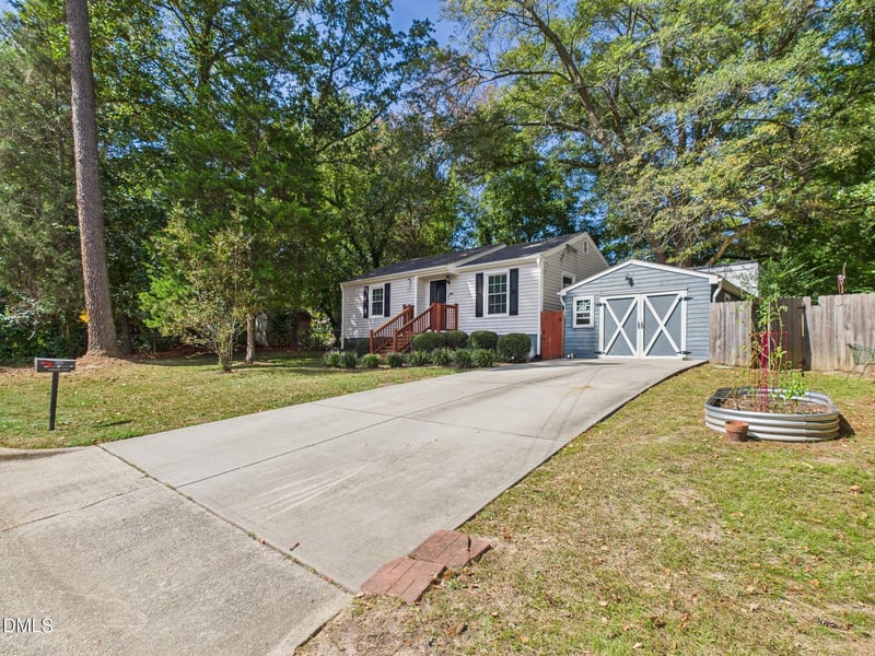 109 Blanchard St, Raleigh, NC 27603