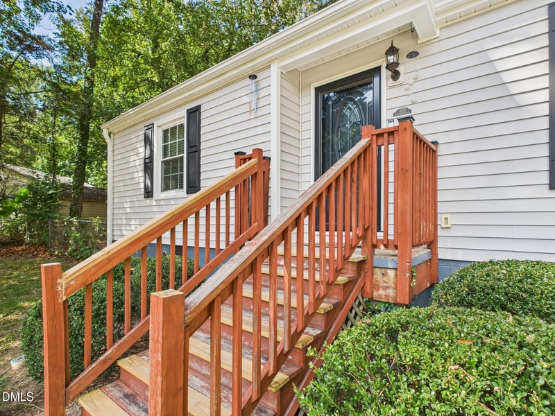 109 Blanchard St, Raleigh, NC 27603