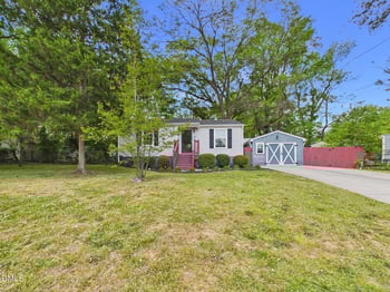 109 Blanchard St, Raleigh, NC 27603