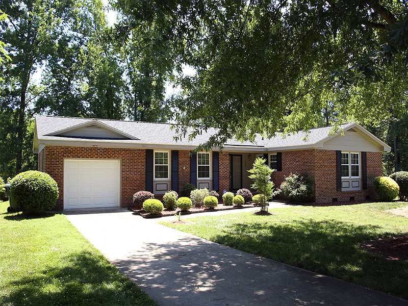 109 Bluegrass Dr, Garner, NC 27529