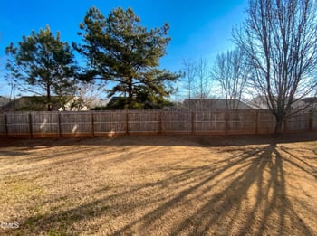 109 Boatdock Dr, Holly Springs, NC 27540