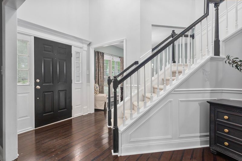 109 Branchway Rd, Cary, NC 27519