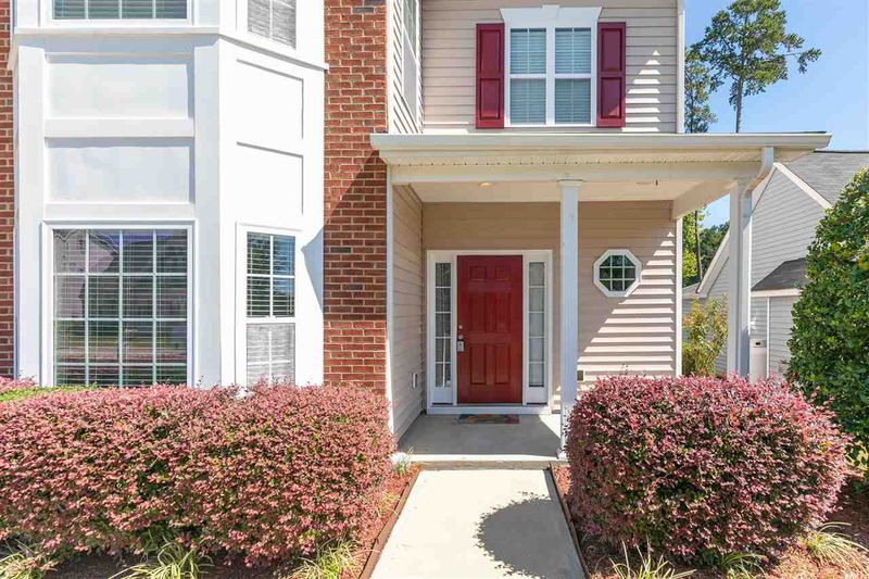 109 Braxcarr St, Holly Springs, NC 27540