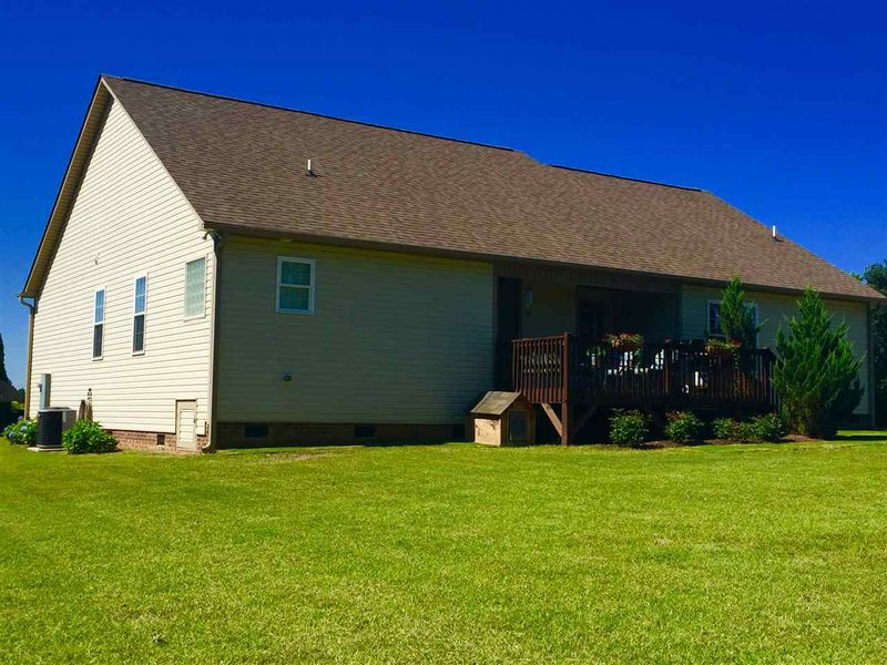 109 Brazil Nut Ln, Smithfield, NC 27577