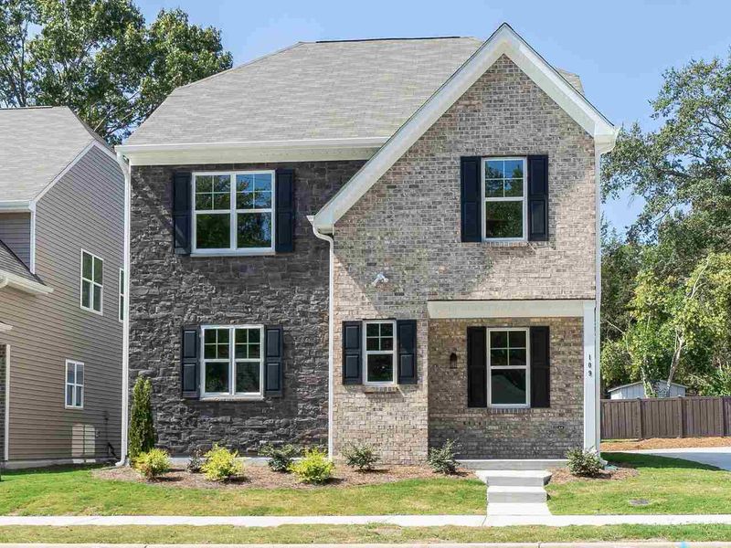 109 Bridge St, Fuquay Varina, NC 27526