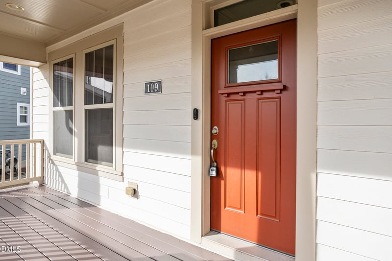 109 Brownsville Ct, Holly Springs, NC 27540