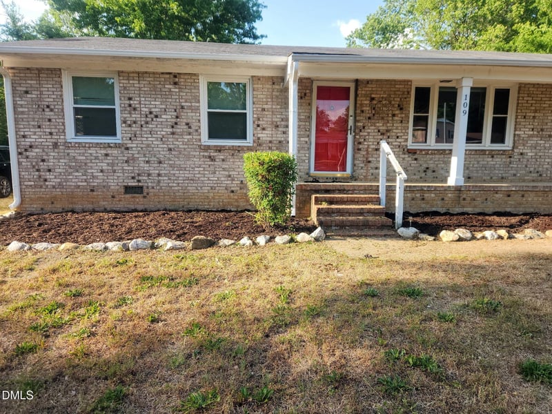 109 Burnham Ct, Garner, NC 27529