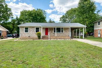 109 Burnham Ct, Garner, NC 27529
