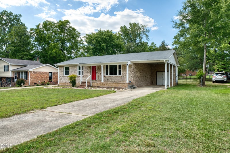 109 Burnham Ct, Garner, NC 27529