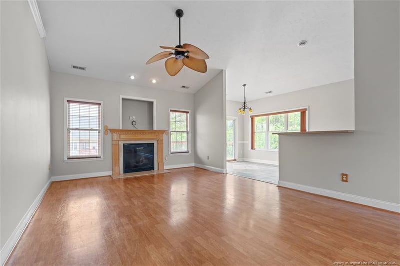 109 Canyon Ct, Sanford, NC 27332