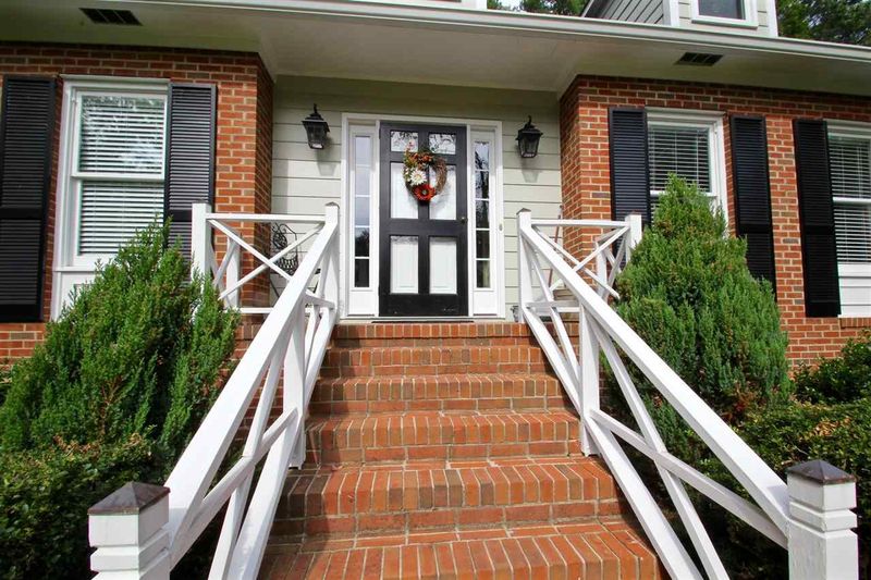 109 Cardriff Pl, Durham, NC 27712