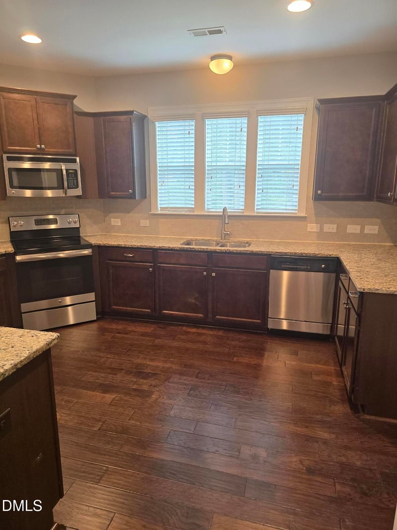 109 Chapel Fields Ln, Garner, NC 27529