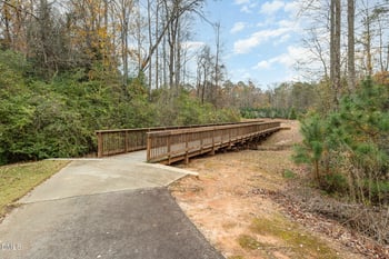 109 Cheval Ct, Holly Springs, NC 27540