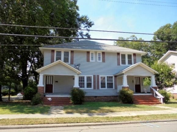 109 E Chisholm St, Sanford, NC 27330