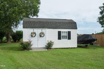 109 Christy Ln, Dunn, NC 28334