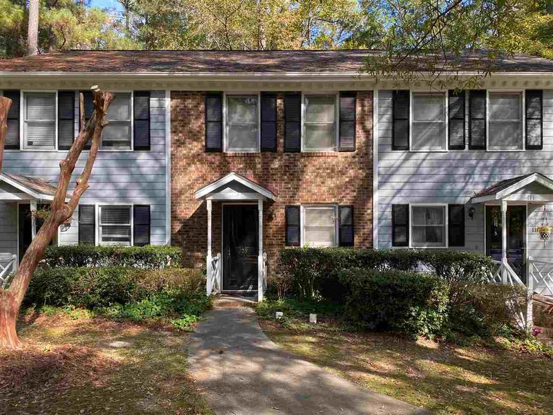 109 Cimmaron Ct #17, Cary, NC 27511