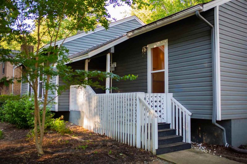 109 Coachman Dr, Garner, NC 27529