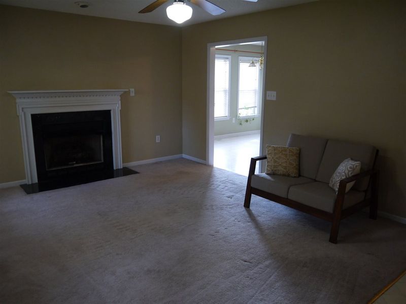 109 Collie Cir, Holly Springs, NC 27540