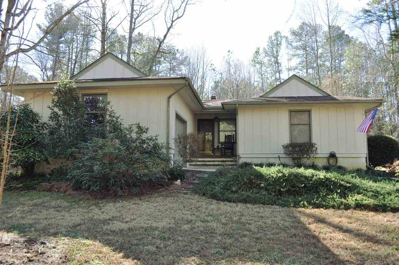 109 Colonial Dr, Youngsville, NC 27596