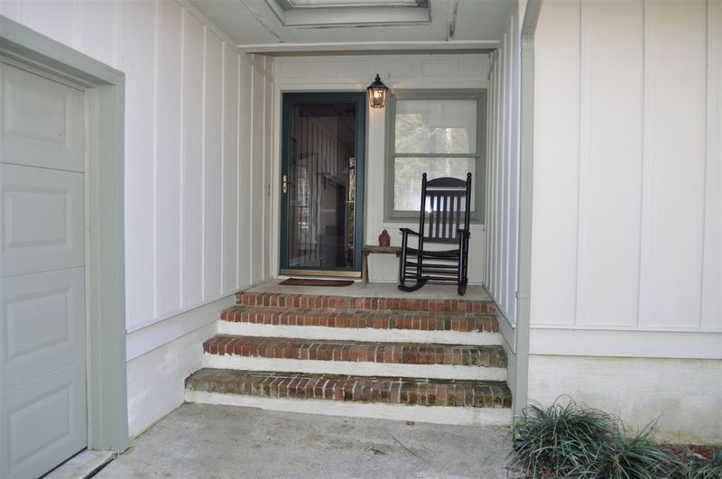 109 Colonial Dr, Youngsville, NC 27596