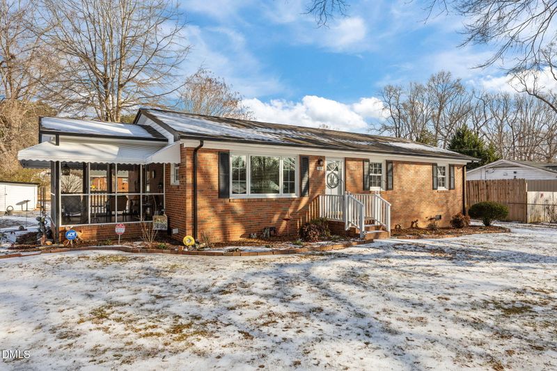 109 Crestview Dr, Durham, NC 27712