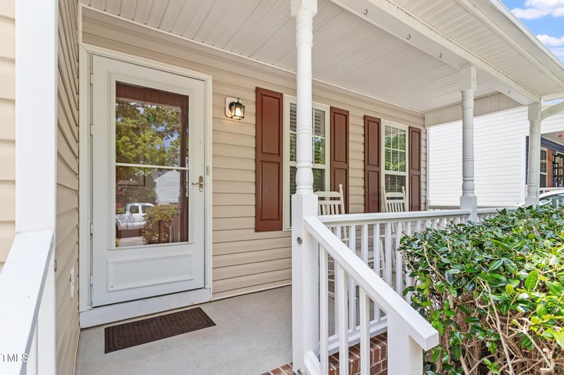 109 Cross Hill Ln, Holly Springs, NC 27540