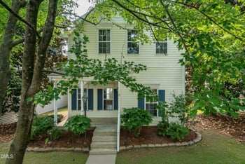 109 Danesway Dr, Holly Springs, NC 27540