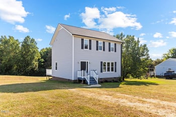 109 Deep Creek Dr, Clayton, NC 27520