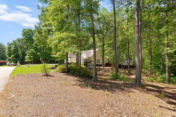 109 Deer Ridge Dr, Selma, NC 27576